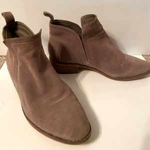 Dolce Vita Taupe Tivon Booties